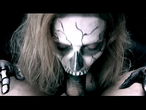 ❤️ Démonická holka kouří péro svou černou pusou a polyká sperma. ️❌ Porno u cs.sex-porntube.ru ️❤